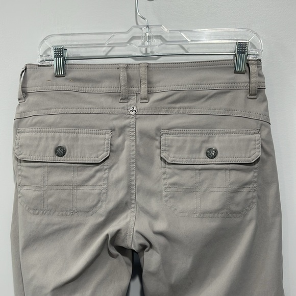 Prana nylon hiking pants size 8 women’s light gray roll up to Capri - Picture 6 of 16